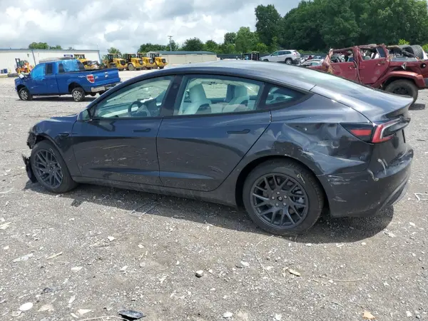 5YJ3E1EA5SF996941 2025 TESLA MODEL 3 - Image 2