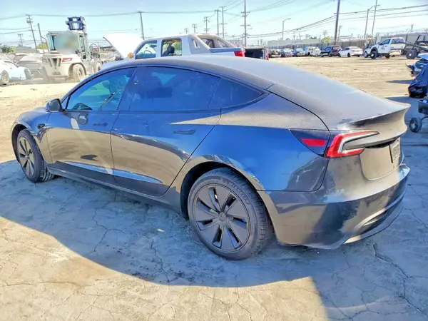 5YJ3E1EA5SF997393 2025 TESLA MODEL 3 - Image 2