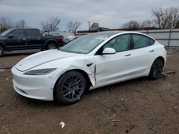 5YJ3E1EA5TF122378 2026 TESLA MODEL 3 - Image 1