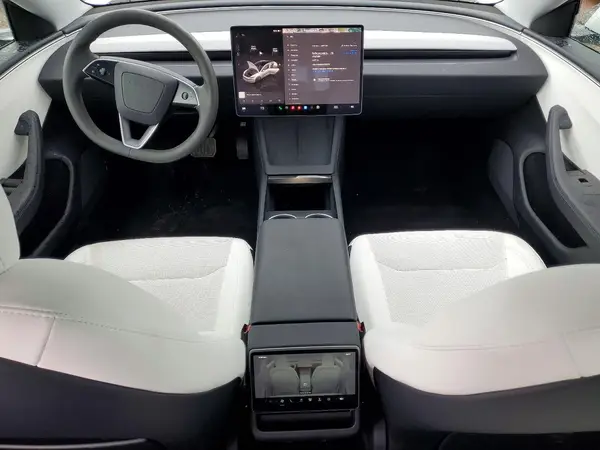 5YJ3E1EA5TF122378 2026 TESLA MODEL 3 - Image 8