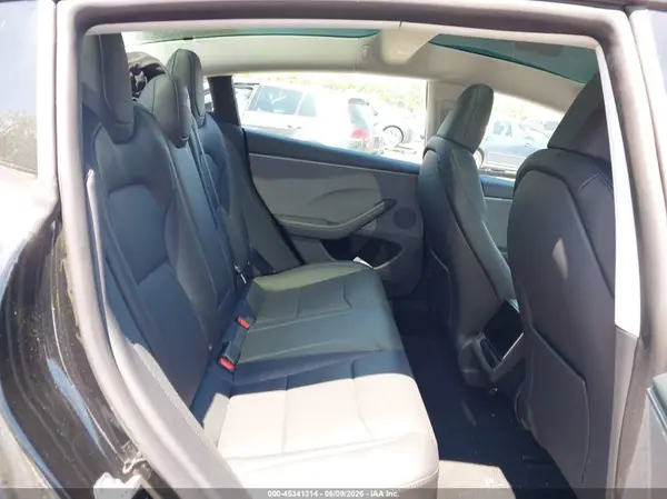 5YJ3E1EA5TF149841 2026 TESLA MODEL 3 - Image 8
