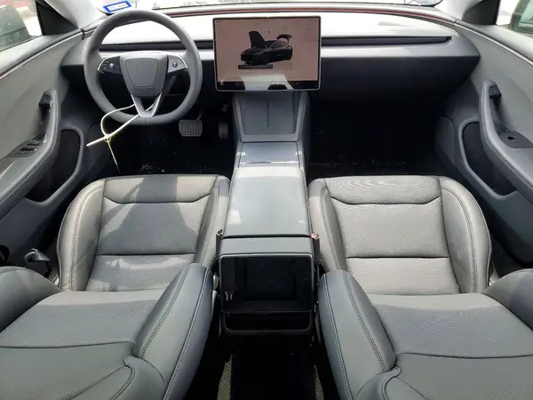 5YJ3E1EA5TF160564 2026 TESLA MODEL 3 - Image 8
