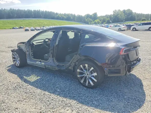5YJ3E1EA5TF170267 2026 TESLA MODEL 3 - Image 2