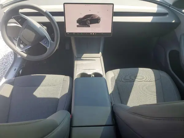 5YJ3E1EA5TF170267 2026 TESLA MODEL 3 - Image 8
