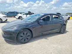 5YJ3E1EA5TF170592 2026 TESLA MODEL 3