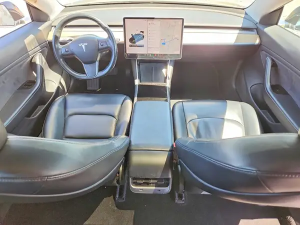 5YJ3E1EA6HF000569 2017 TESLA MODEL 3 - Image 8
