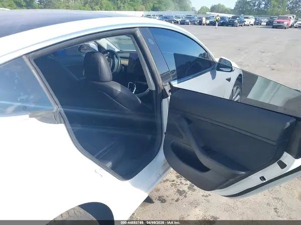 5YJ3E1EA6HF002094 2017 TESLA MODEL 3 - Image 8