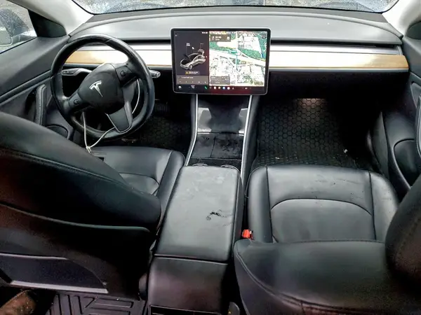 5YJ3E1EA6HF002421 2017 TESLA MODEL 3 - Image 8