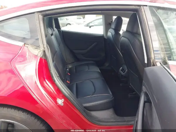 5YJ3E1EA6JF005356 2018 TESLA MODEL 3 - Image 8