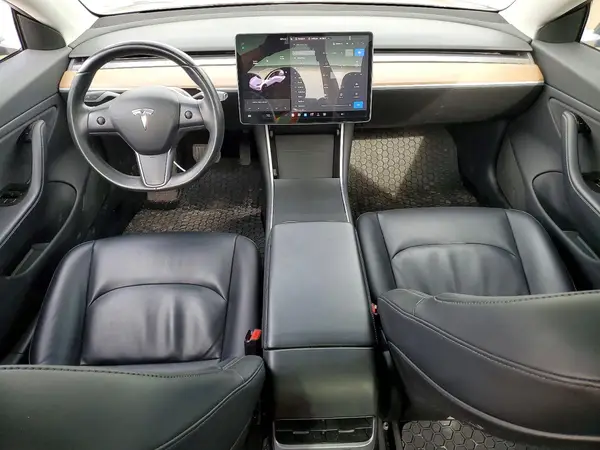 5YJ3E1EA6JF005535 2018 TESLA MODEL 3 - Image 8