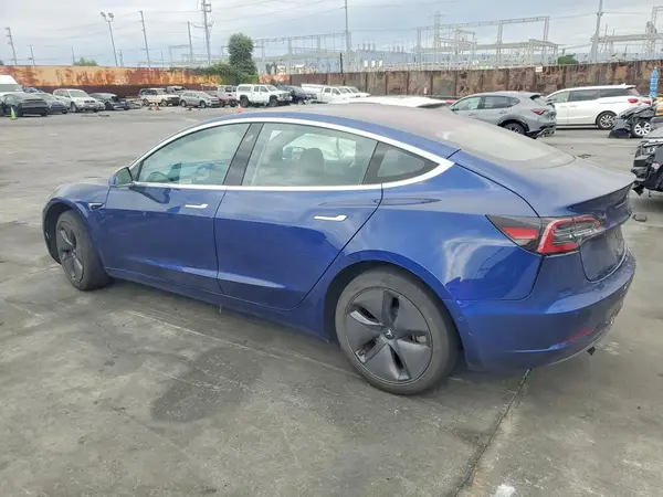 5YJ3E1EA6JF005602 2018 TESLA MODEL 3 - Image 2