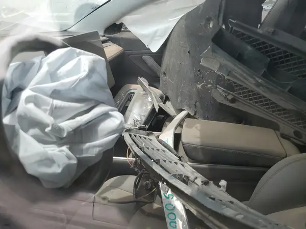 5YJ3E1EA6JF008466 2018 TESLA MODEL 3 - Image 8
