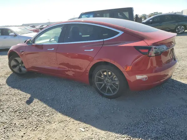 5YJ3E1EA6JF008886 2018 TESLA MODEL 3 - Image 2