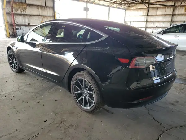 5YJ3E1EA6JF011383 2018 TESLA MODEL 3 - Image 2