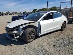 5YJ3E1EA6JF011853 2018 TESLA MODEL 3