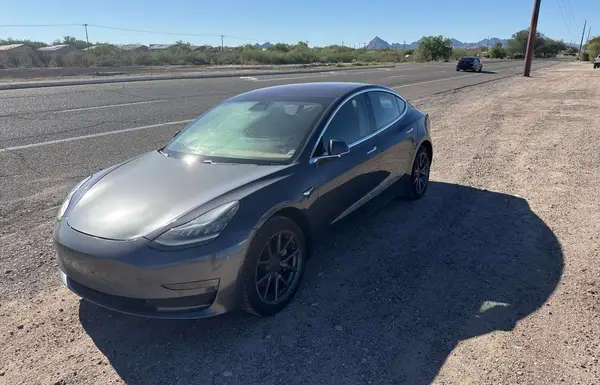 5YJ3E1EA6JF014073 2018 TESLA MODEL 3 - Image 2
