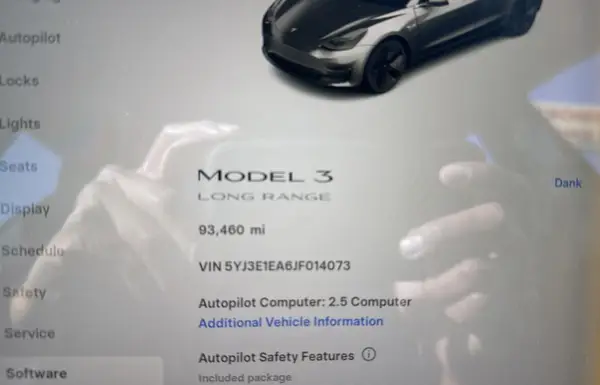 5YJ3E1EA6JF014073 2018 TESLA MODEL 3 - Image 8