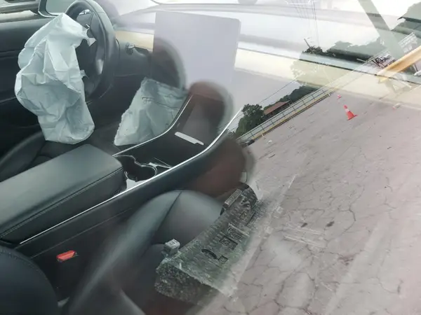 5YJ3E1EA6JF016308 2018 TESLA MODEL 3 - Image 8