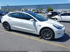 5YJ3E1EA6JF017183 2018 TESLA MODEL 3