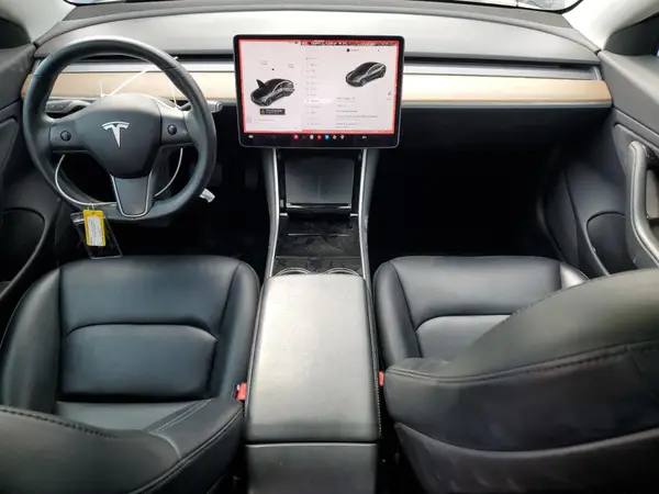 5YJ3E1EA6JF018883 2018 TESLA MODEL 3 - Image 8