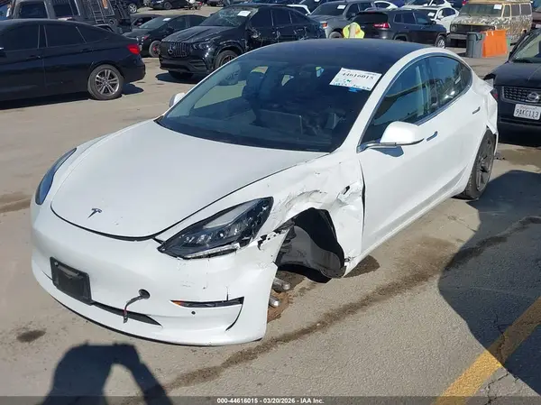 5YJ3E1EA6JF019659 2018 TESLA MODEL 3 - Image 2