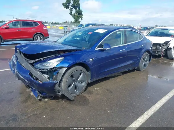5YJ3E1EA6JF022545 2018 TESLA MODEL 3 - Image 2