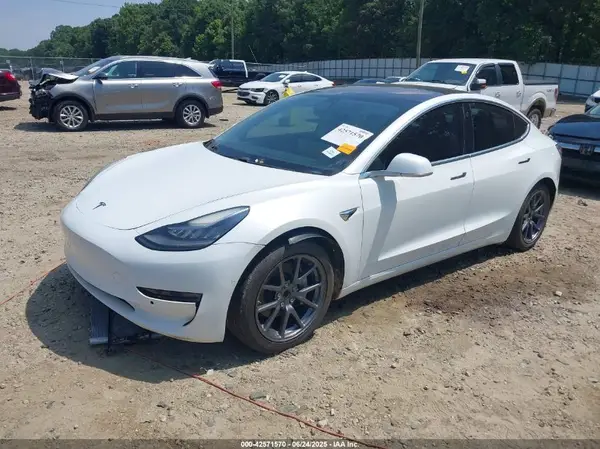 5YJ3E1EA6JF023078 2018 TESLA MODEL 3 - Image 2