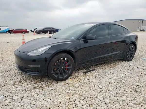 5YJ3E1EA6JF023680 2018 TESLA MODEL 3 - Image 1