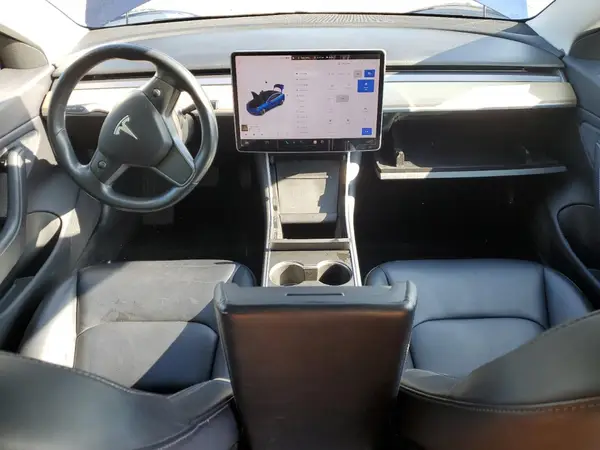 5YJ3E1EA6JF024814 2018 TESLA MODEL 3 - Image 8