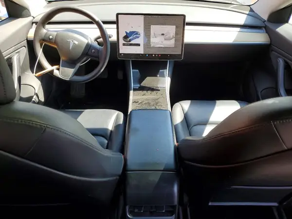 5YJ3E1EA6JF025770 2018 TESLA MODEL 3 - Image 8