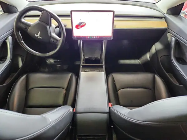 5YJ3E1EA6JF026949 2018 TESLA MODEL 3 - Image 8