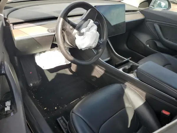 5YJ3E1EA6JF027986 2018 TESLA MODEL 3 - Image 8