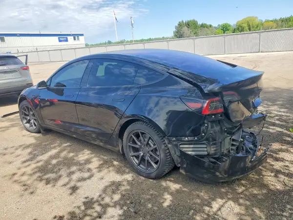 5YJ3E1EA6JF028443 2018 TESLA MODEL 3 - Image 2