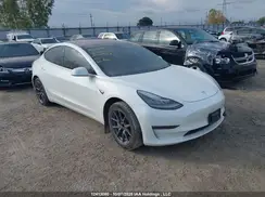 5YJ3E1EA6JF029513 2018 TESLA MODEL 3