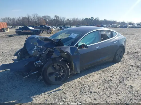 5YJ3E1EA6JF031505 2018 TESLA MODEL 3 - Image 2