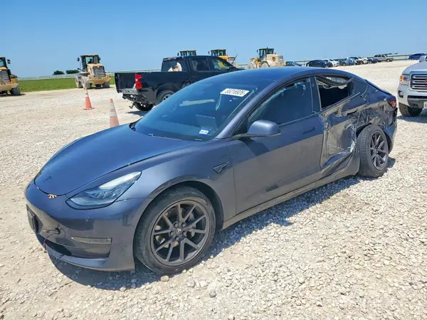 5YJ3E1EA6JF033996 2018 TESLA MODEL 3 - Image 1