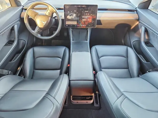 5YJ3E1EA6JF034825 2018 TESLA MODEL 3 - Image 8