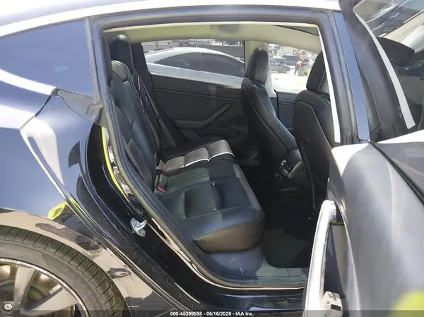 5YJ3E1EA6JF037188 2018 TESLA MODEL 3 - Image 8
