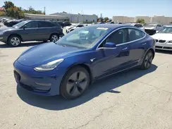 5YJ3E1EA6JF038437 2018 TESLA MODEL 3