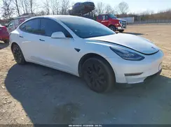 5YJ3E1EA6JF038731 2018 TESLA MODEL 3