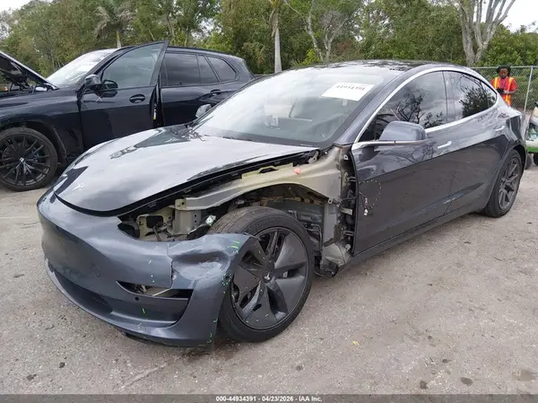 5YJ3E1EA6JF041757 2018 TESLA MODEL 3 - Image 2