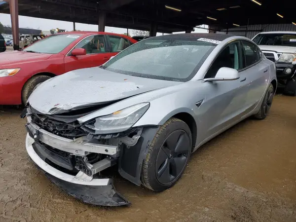 5YJ3E1EA6JF042083 2018 TESLA MODEL 3 - Image 1