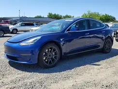 5YJ3E1EA6JF042276 2018 TESLA MODEL 3