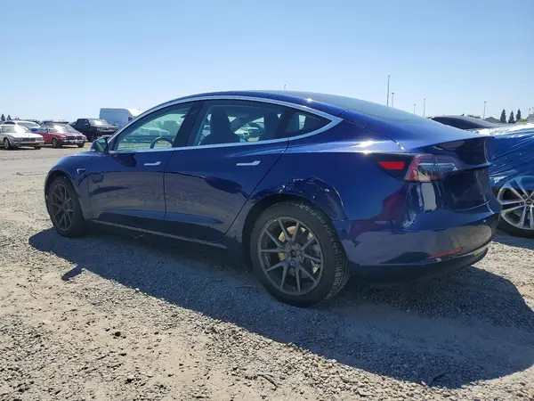 5YJ3E1EA6JF042276 2018 TESLA MODEL 3 - Image 2
