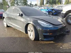 5YJ3E1EA6JF043489 2018 TESLA MODEL 3