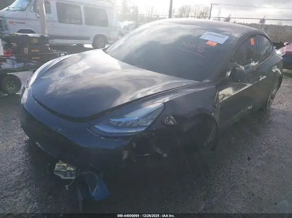 5YJ3E1EA6JF043489 2018 TESLA MODEL 3 - Image 2