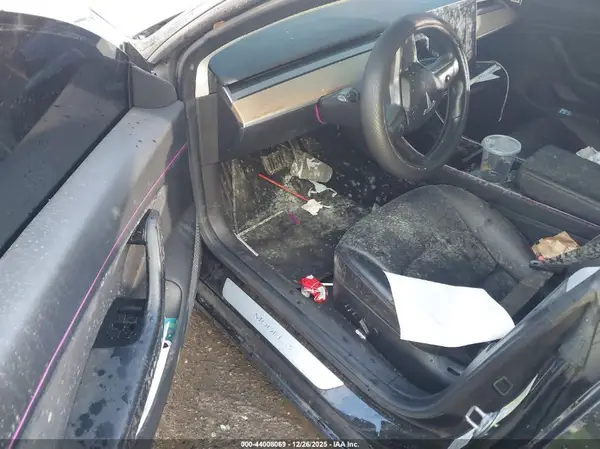 5YJ3E1EA6JF043489 2018 TESLA MODEL 3 - Image 8