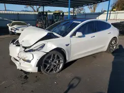 5YJ3E1EA6JF043671 2018 TESLA MODEL 3