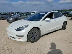 5YJ3E1EA6JF045033 2018 TESLA MODEL 3