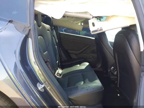 5YJ3E1EA6JF045646 2018 TESLA MODEL 3 - Image 8